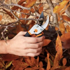 Fiskars Steel Pruning Shears Bypass Pruner -Home & Garden Zone blob 69807.1616272852